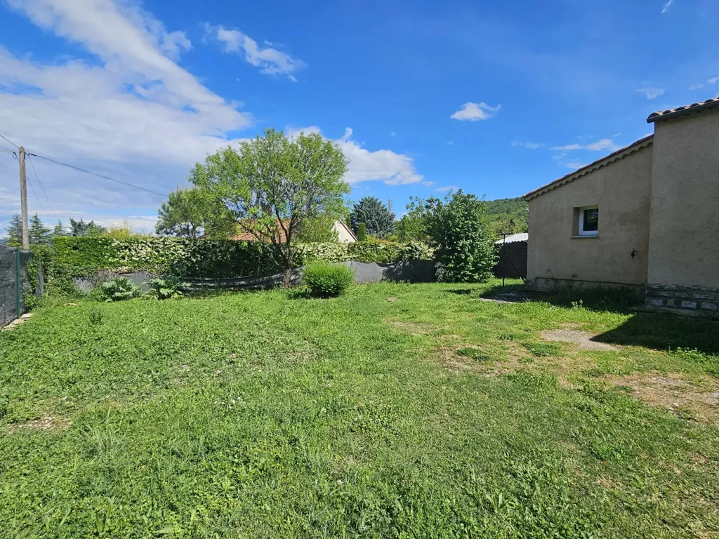 Jardin - Maison avec Jardin à Céreste