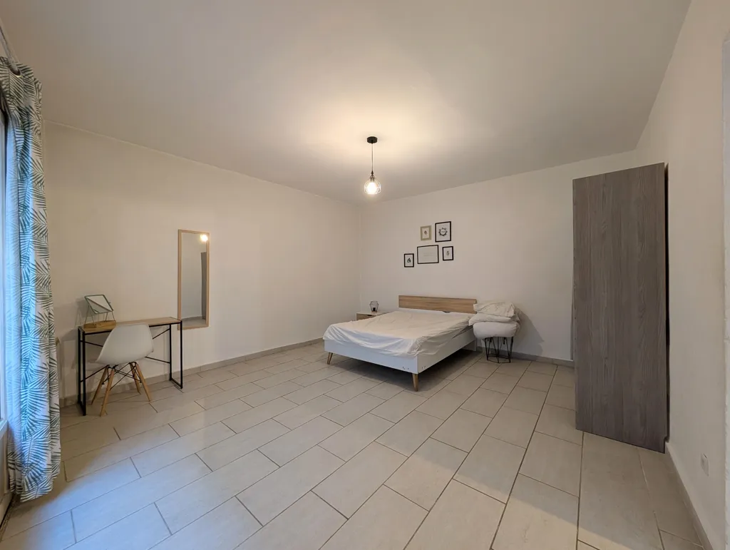 Magamistoad - Duplex Building with Two Apartments in Pézenas