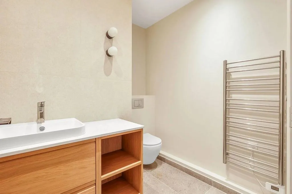 Salles de bain - Appartement Rénové avec Ascenseur à Paris