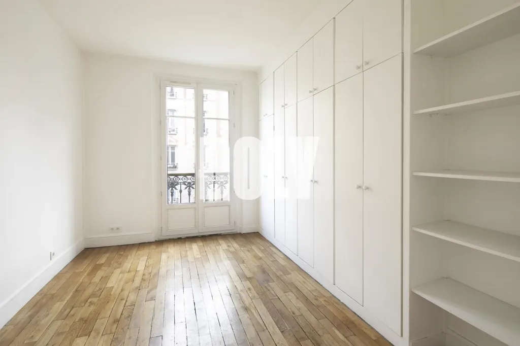 Pièces - Appartement 5 Pièces avec Ascenseur à Saint-Mandé