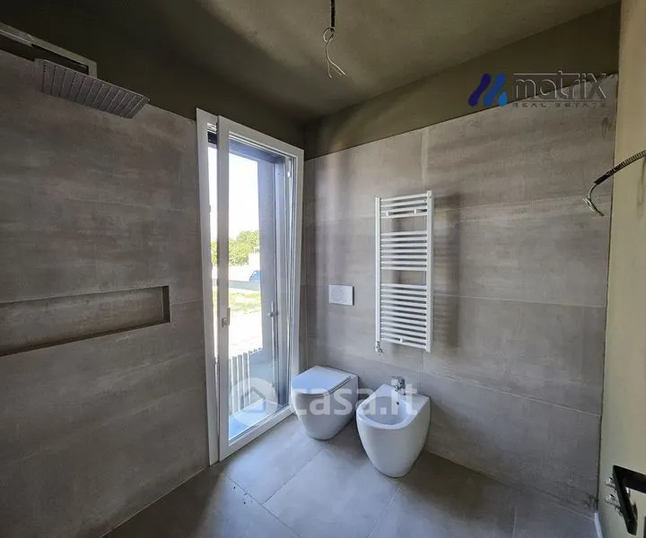 Salles de bain - Semi-detached Villa with Solar Panels in Vigonovo
