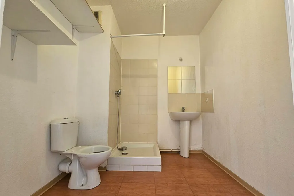Vannitoad - Studio Apartment in Recent Residence, Marseille 15ème