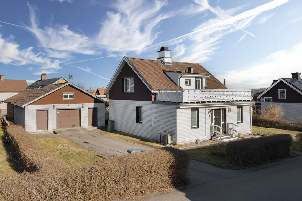 Extérieur - Charming Villa with Large Garage in Valla