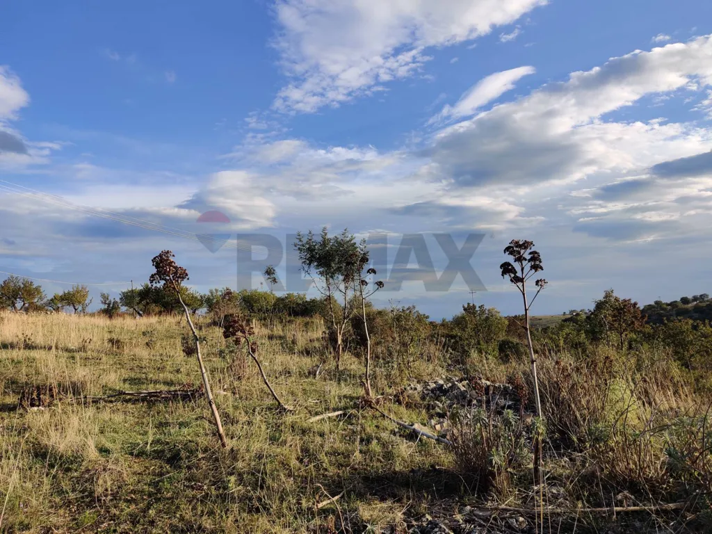 Jardin - 10,200 sqm Plot in Contrada San Salvatore