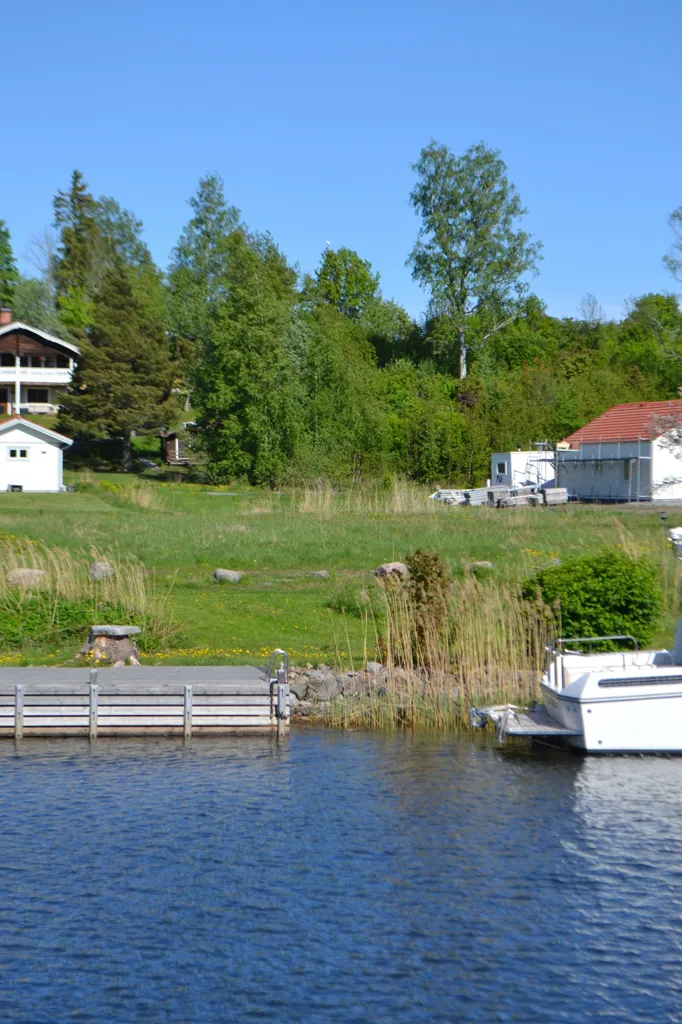 Extérieur - Buildable Plot with Canal View in Älmsta