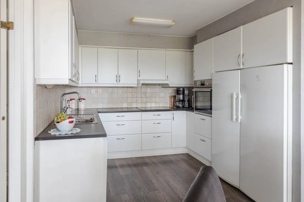 Cuisine - Modern Flat with Balcony in Västerås