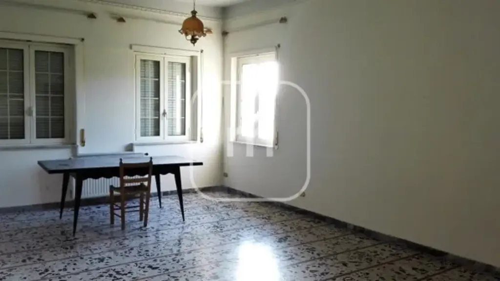 Bureau - Villa with Private Garden in Cave