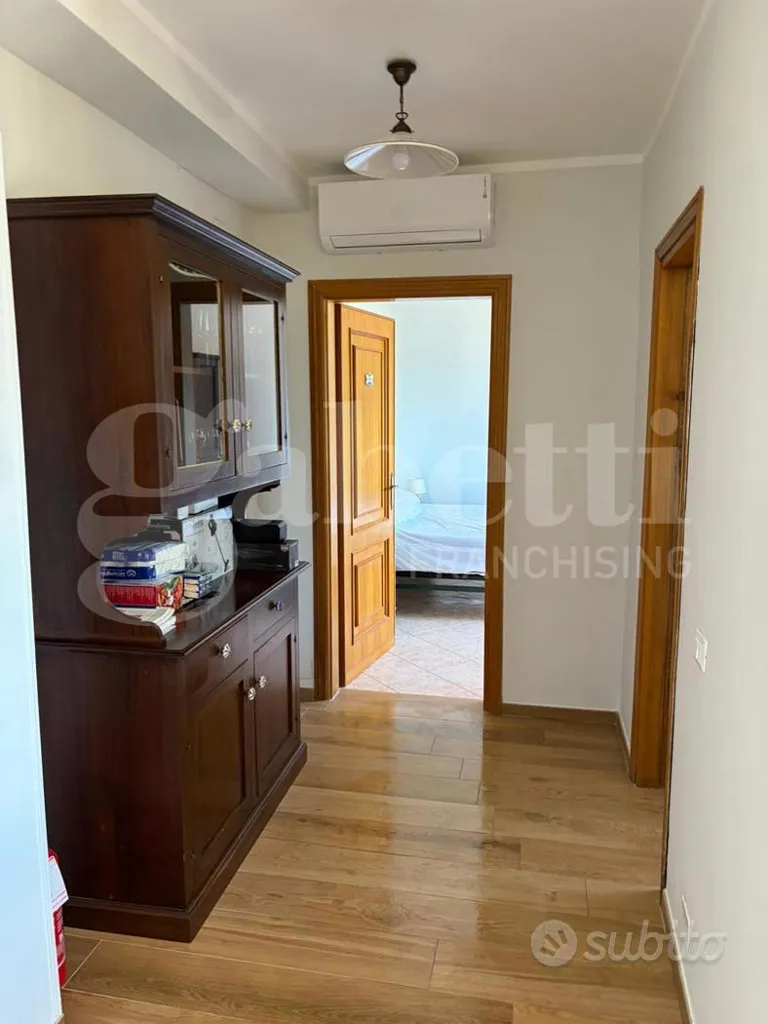 Esik - Rustic Apartment with Garden View in Rivodutri