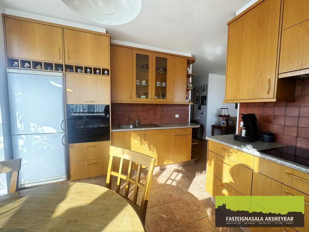 3-toaline korter asukohas Akureyri