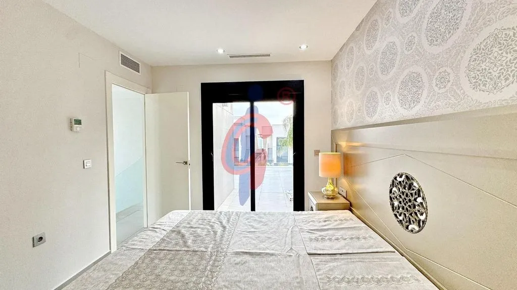 Bedrooms - Detached House with Pool in Rojales, Valencia
