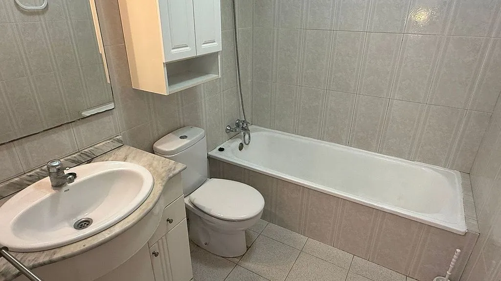 Salles de bain - Terraced House with Garage in Moià