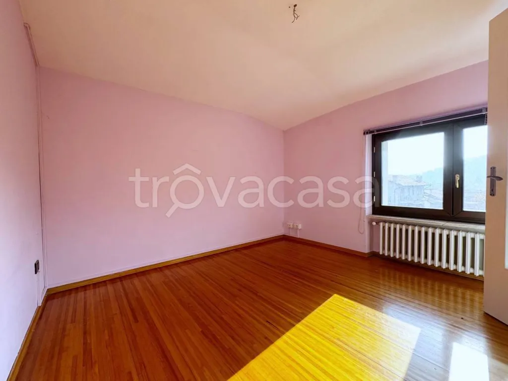 Pièces - Luxury Apartment with Balcony in Cantalupa
