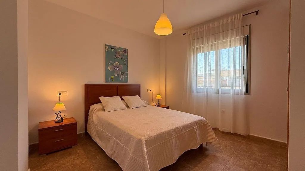 Magamistoad - North-Facing Loft with Balcony in Torrevieja Centre