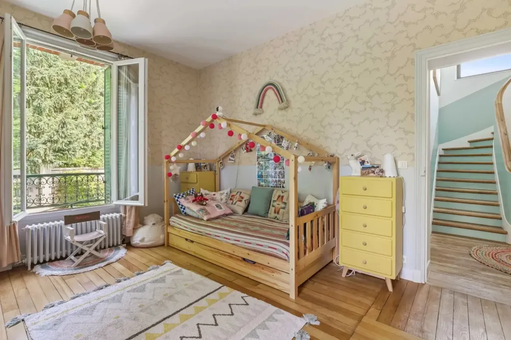 Chambres - Maison 8 pièces à Saint-Cloud