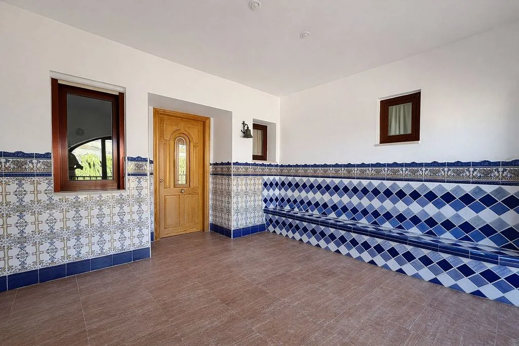 Pièces - 11-Bedroom Chalet with Pool in Calpe