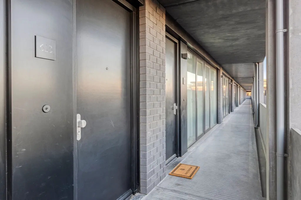 Entrée - Modern Apartment with Balcony in Rotterdam