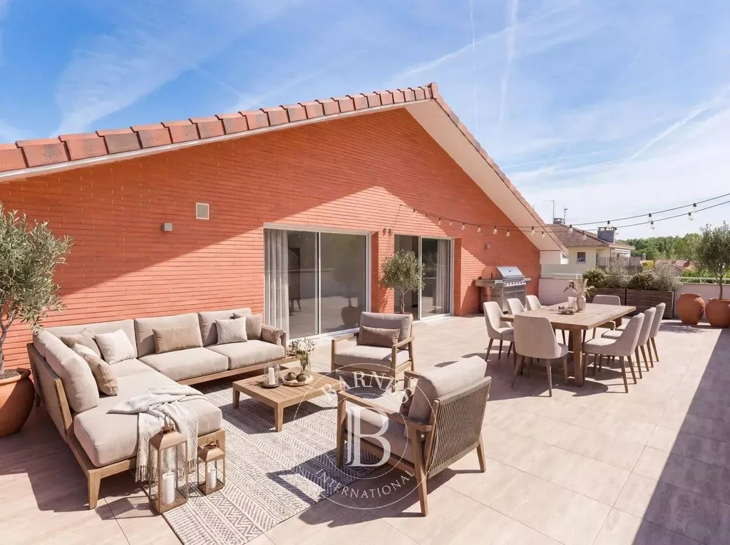 Terrasse - Appartement Contemporain avec Terrasse à Toulouse