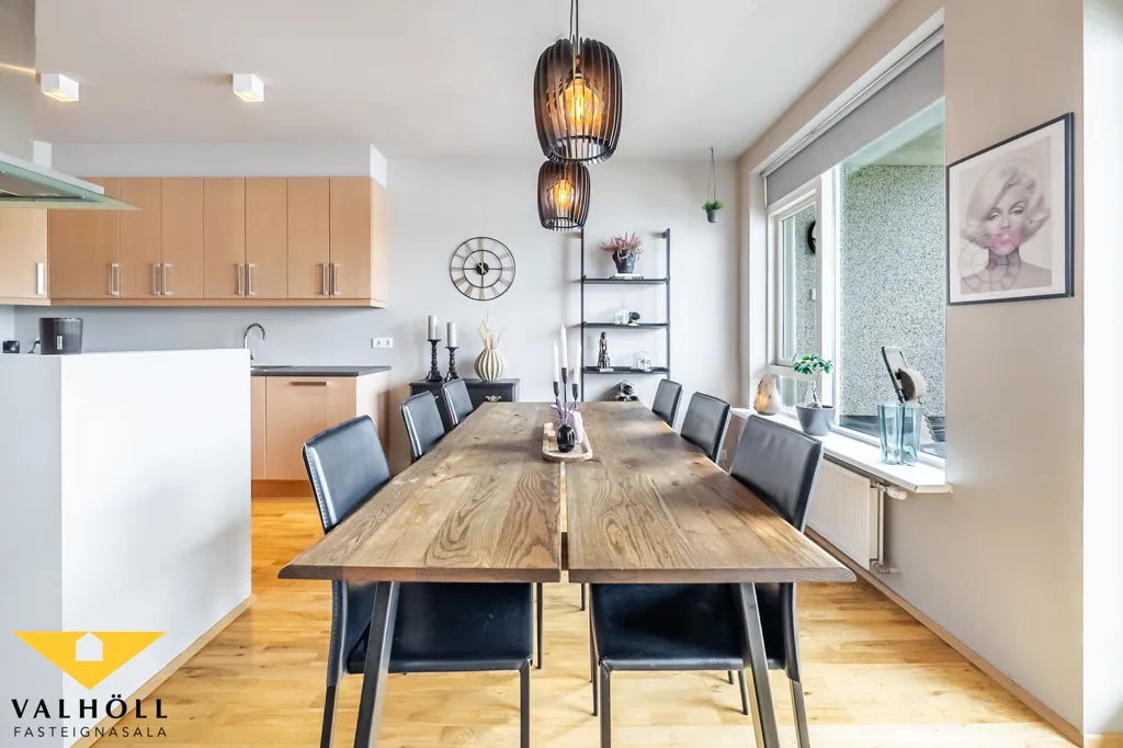 Sala da pranzo - Apartment with Elevator in Vindakór