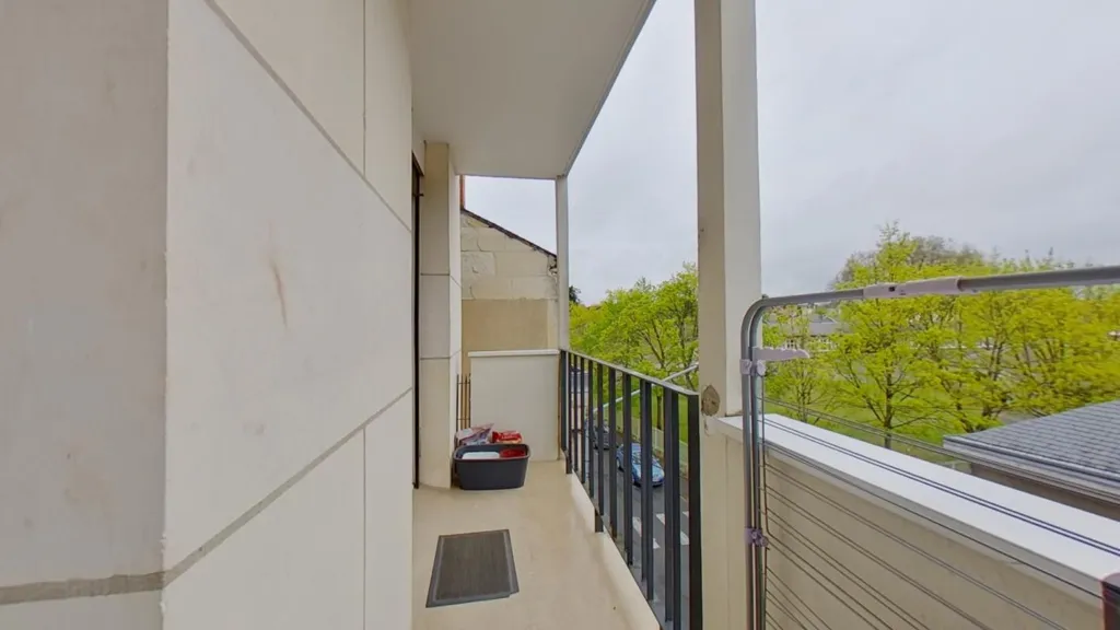 Rõdu - Flat with Balcony in Châtellerault