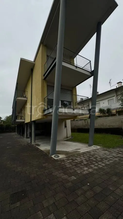 facade