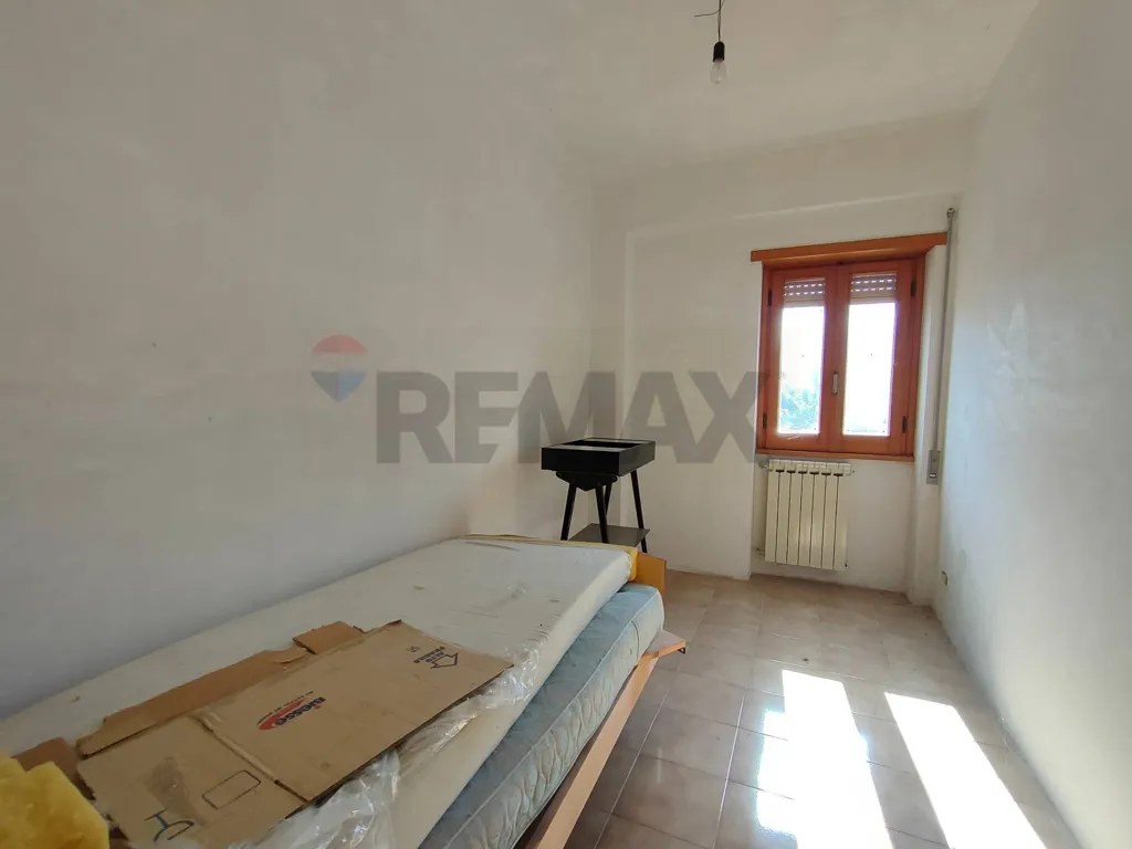 Chambres - Semi-Independent Apartment with Balcony in Pizzoli
