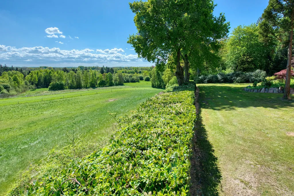 Jardin - Characterful Country House with Tower near Langesø