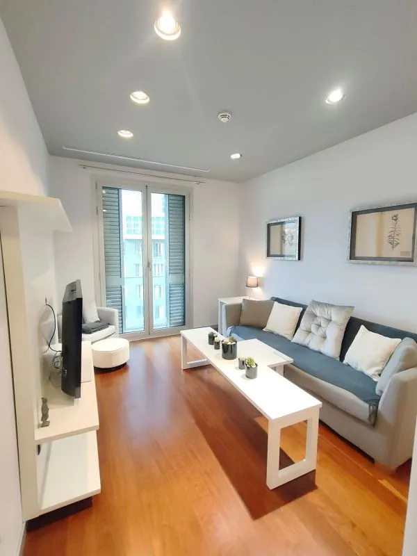 Séjour - 1-Bed Apartment with Balcony in Abando