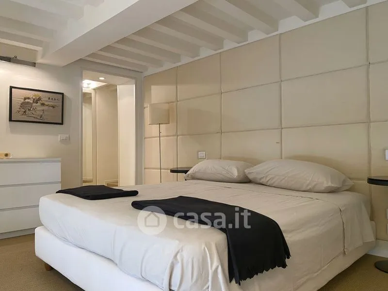 Chambres - Restored Apartment in Historic Building, Florence