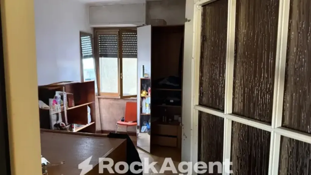 hallway_entrance