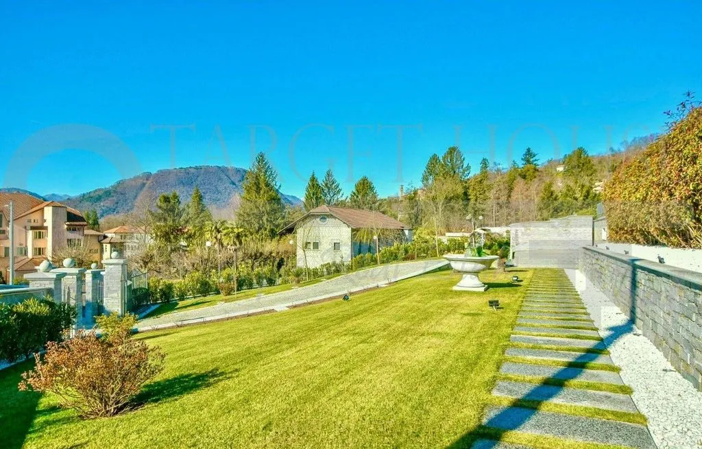 Jardin - Lakefront Villa with Private Garden in Verbania