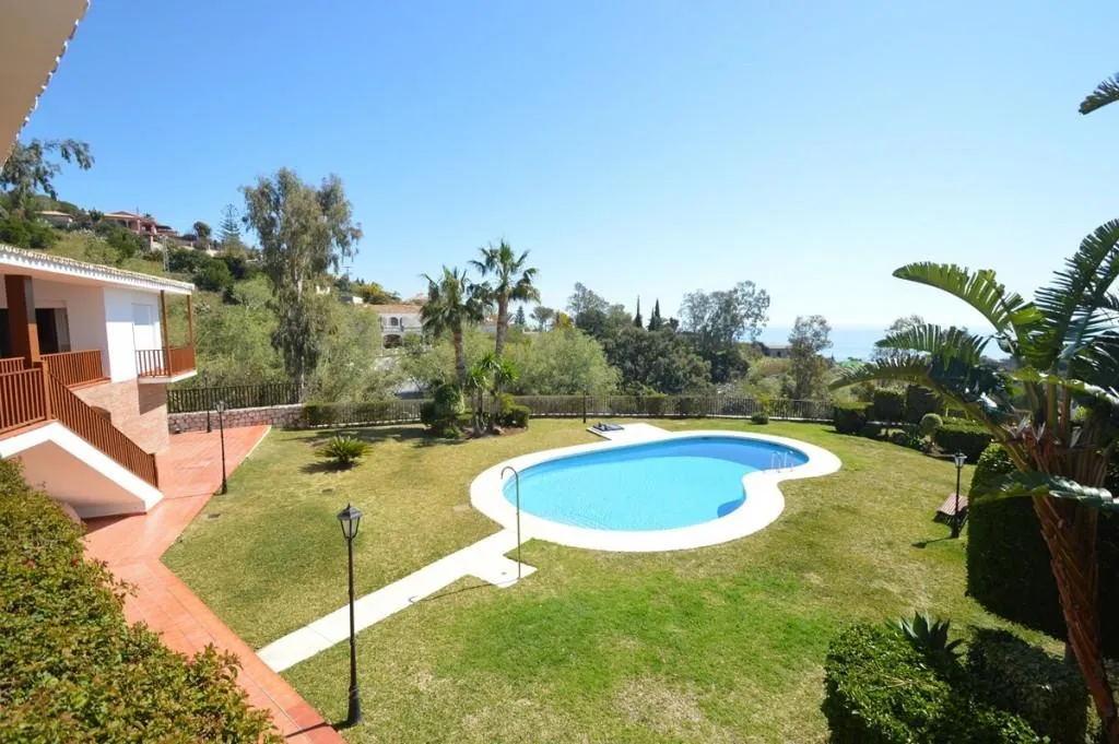 Bassein - Villa with Sea Views in Benalmádena