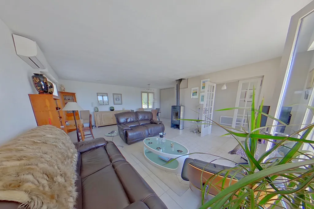 Elutuba - Detached House with Exceptional View in Countryside