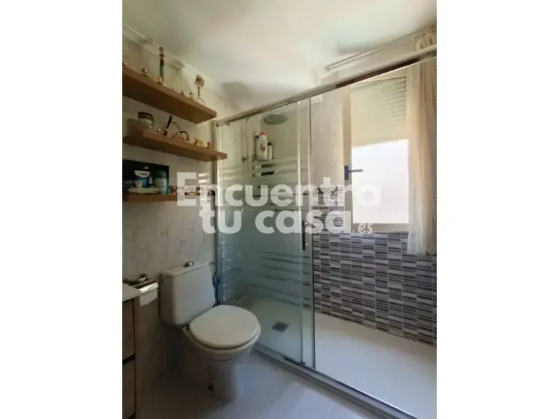 Salles de bain - Apartment with Balcony in Miranda