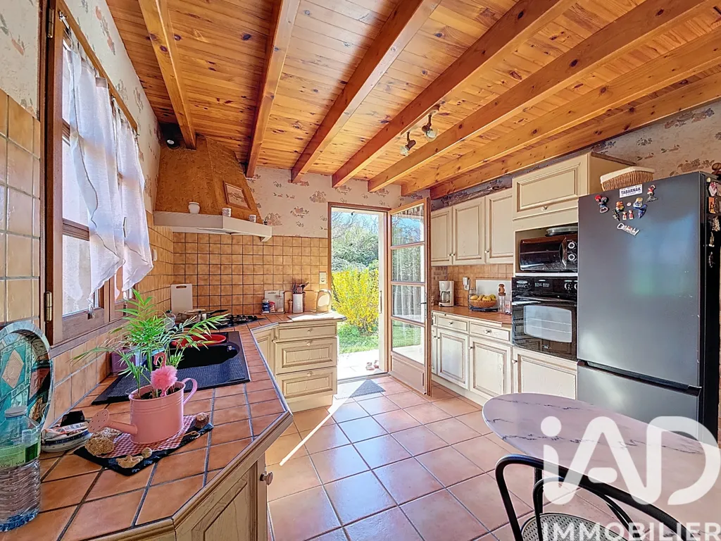 Cuisine - Maison de caractère avec terrasses à Le Brouilh-Monbert
