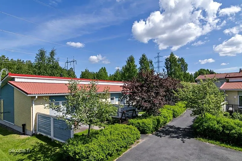 Õhuvaade - Terraced House with Private Sauna in Ilola, Vantaa