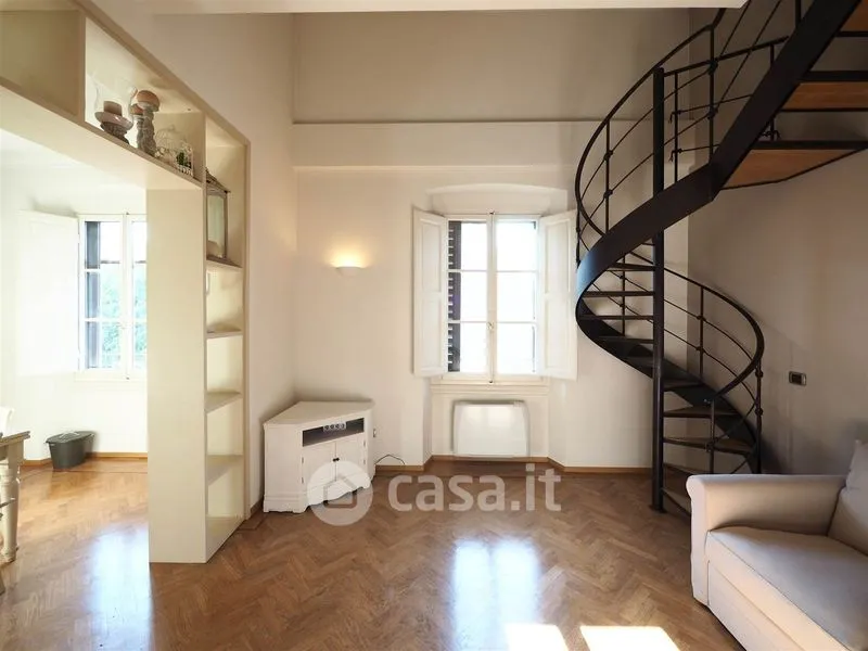 Elutuba - Three-Bedroom Flat with Terrace in Florence