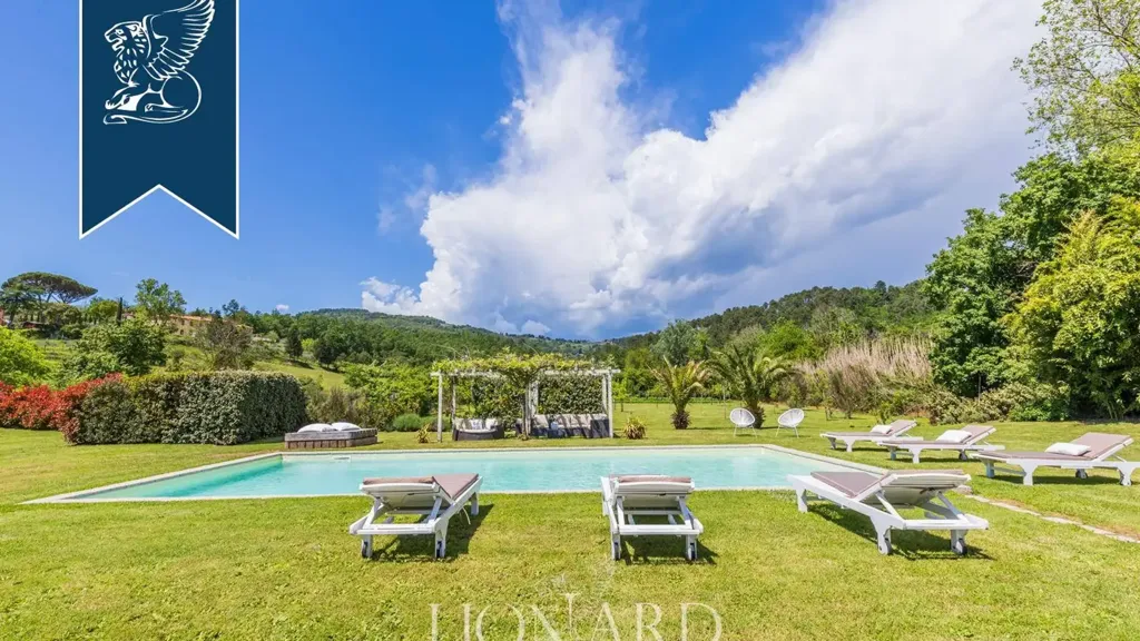 Piscine - Luxury Villa with Pool near Lucca