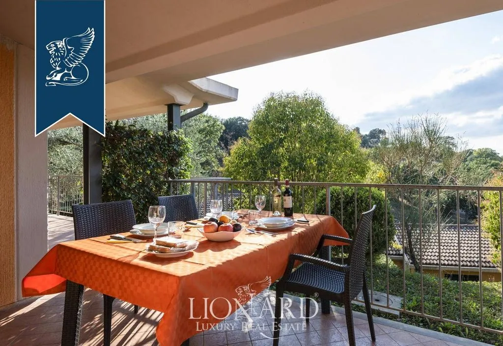 Terrass - Luxury Hotel with Pool in Scarlino, Tuscany