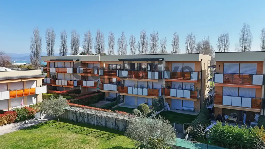 Õhuvaade - Trilocale with Lake View in Sirmione