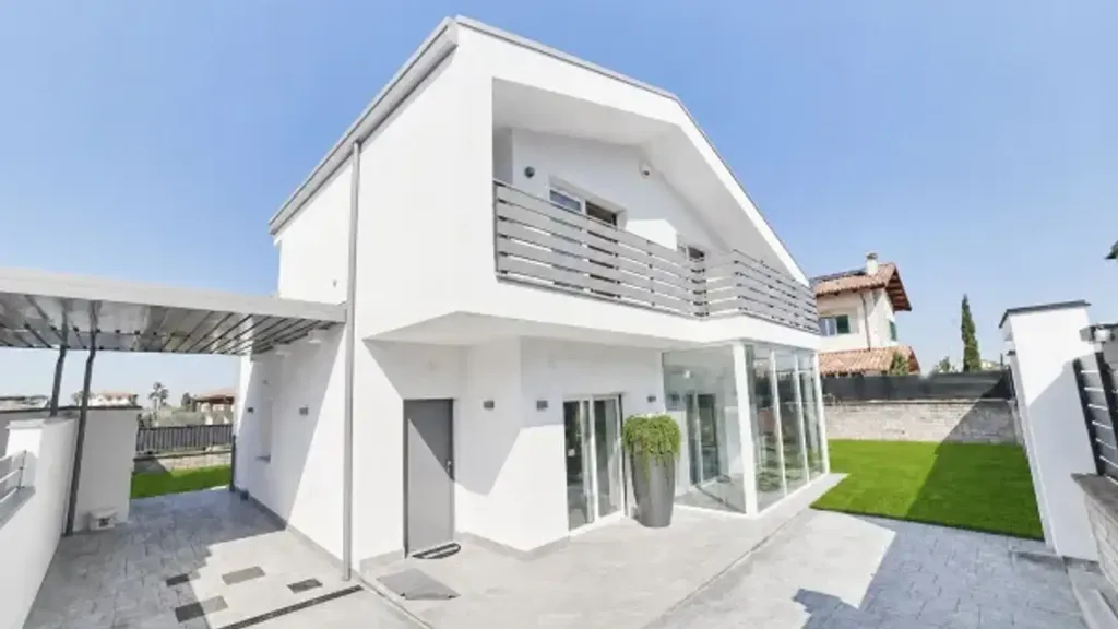 Exterior - Luxury Villa with Solar Panels in Frascati