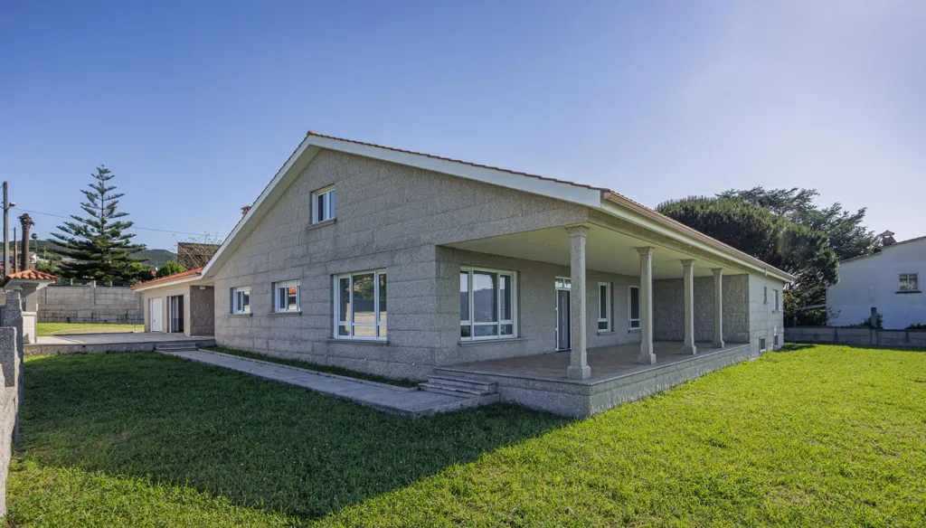 Välivaade - New Villa with Sea Views in Poio