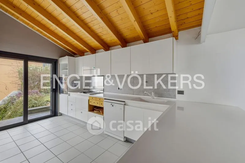 Cucina - Panoramic Villa with Lake View in Besozzo