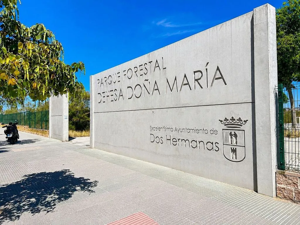 Apartment with Terrace in Arco Norte, Dos Hermanas