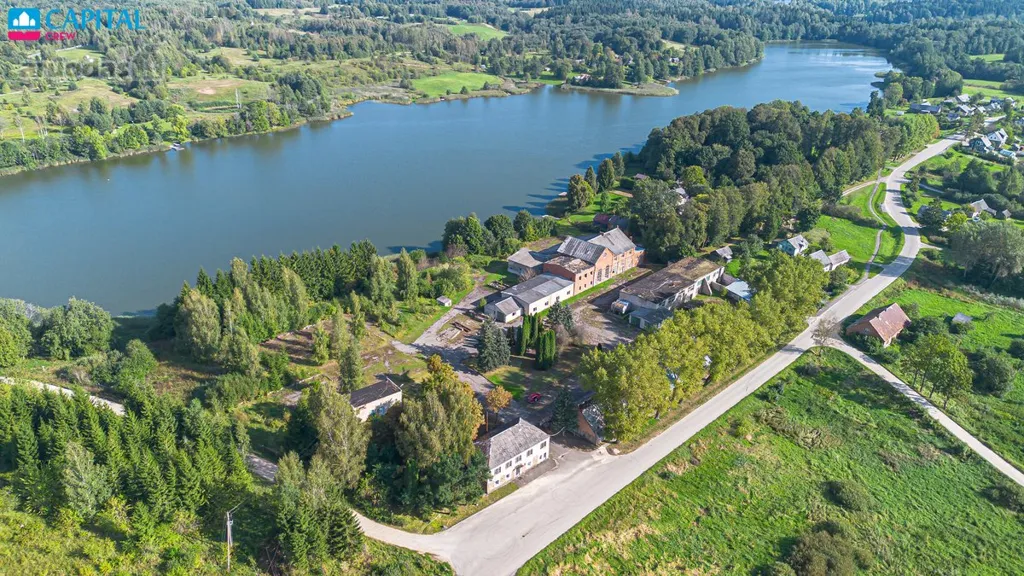 Vue aérienne - Masonry Manor by Lake in Molėtai