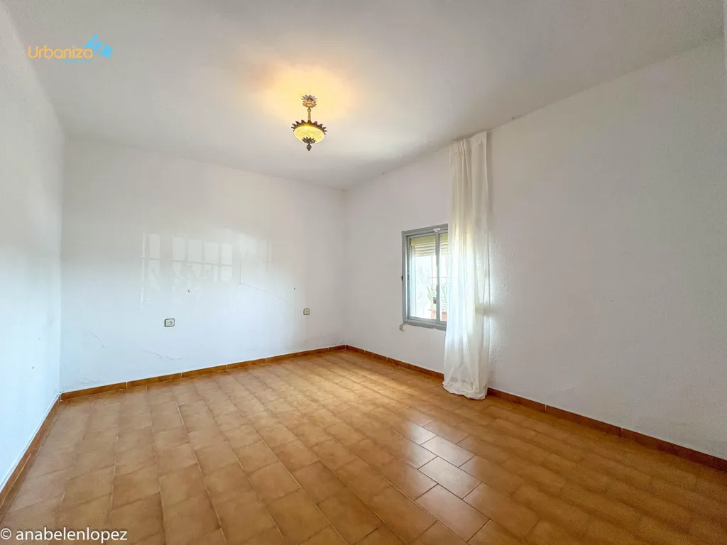 Toad - Ground Floor Flat with Patio in La Estación