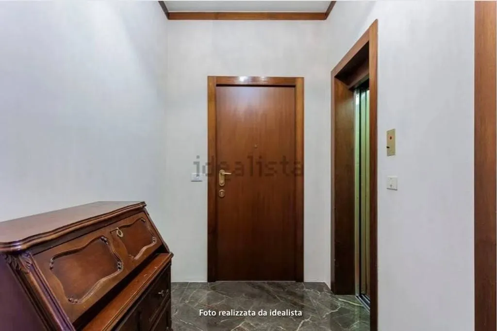 Esik - Luxury Apartment with Panoramic View in Milan