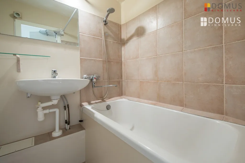 Vannitoad - Furnished Flat with Security System in Haabersti