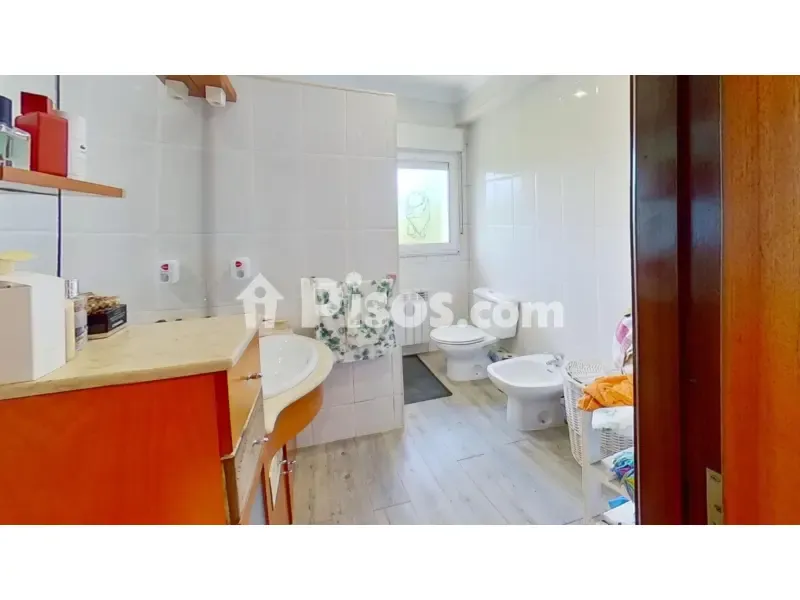 Salles de bain - Duplex with Garden in Artaza, Leioa
