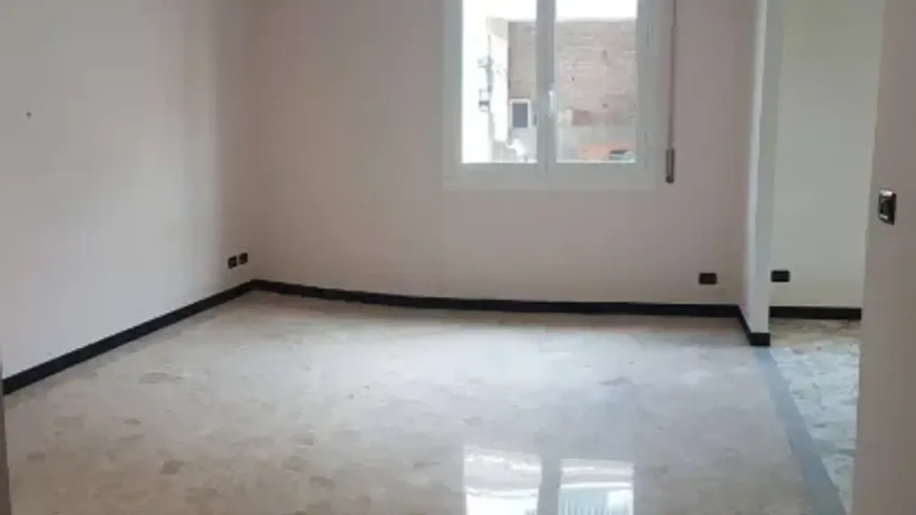 Toad - 2-Bedroom Apartment with Balcony in Genoa