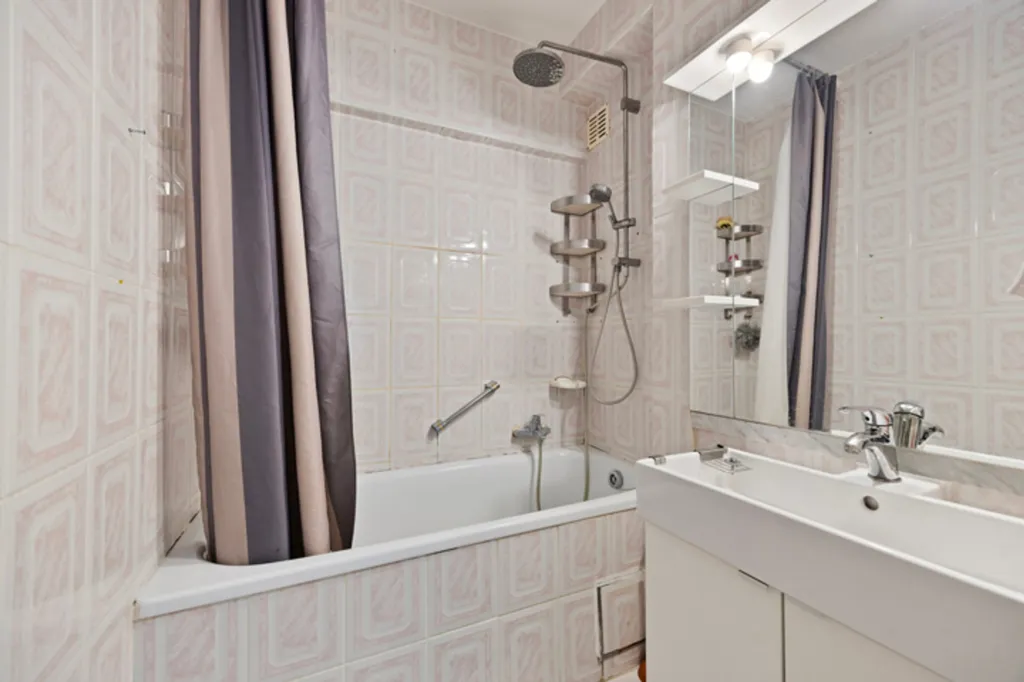 Vannitoad - Apartment with Terrace in Zellik